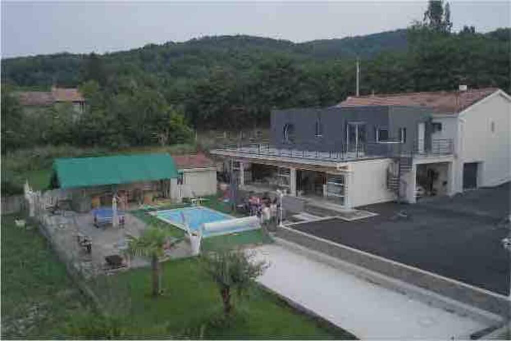 Appartement Loft Avec Piscine Rieux-de-Pelleport